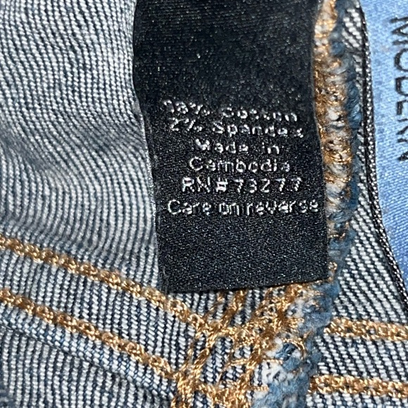 Apt 9 Jean Modern Women’s Size 6 - Picture 9 of 13